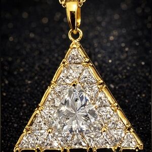 Suzanne Somers vintage CZ Trilliant cut statement pendant necklace Gold 1990’s